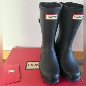 Hunter Original Short Rain Boots – Black – NEW w Tags and Box